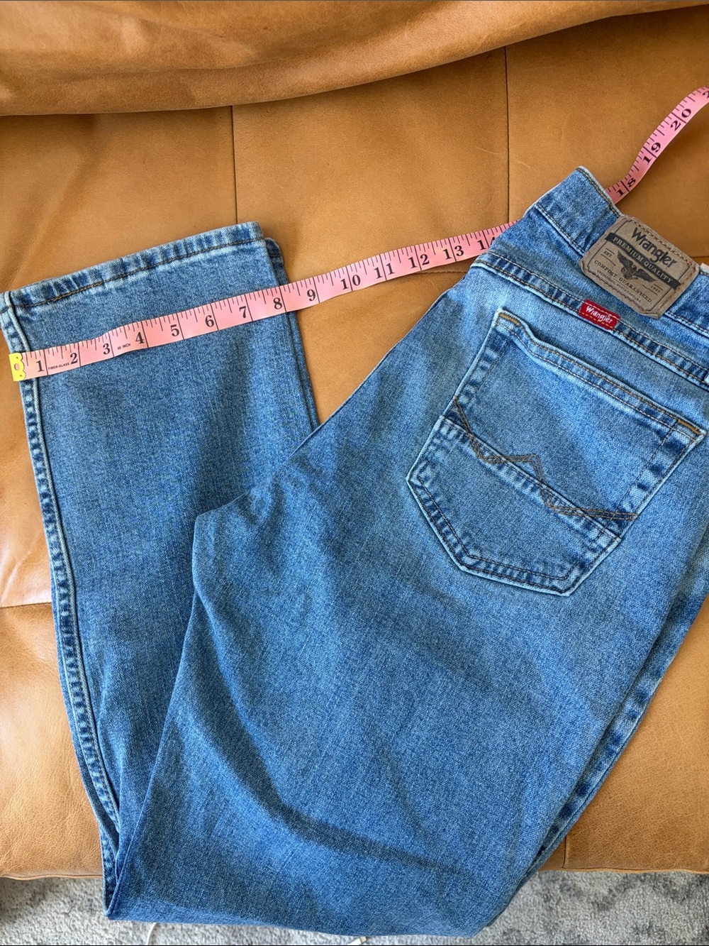 Wrangler Straight Fit Light Blue Denim Jeans - Picture 2 of 3